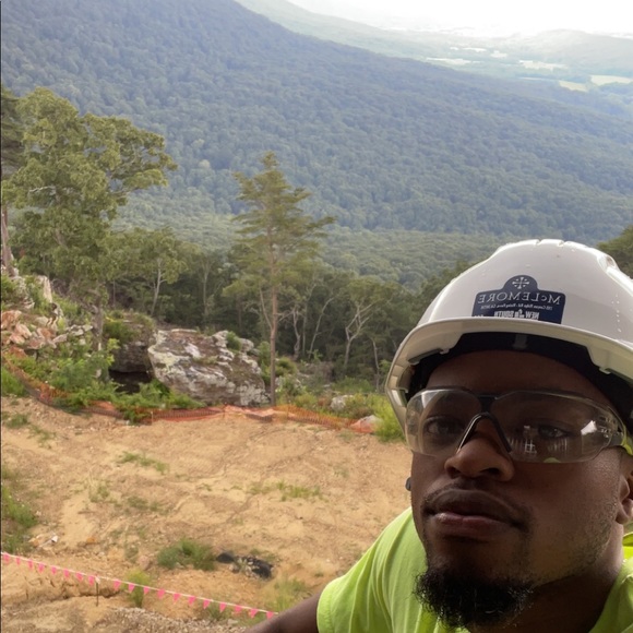 Meet your Posher, Jerimiah - Picture 1 of 5